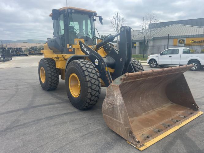 John Deere 524L