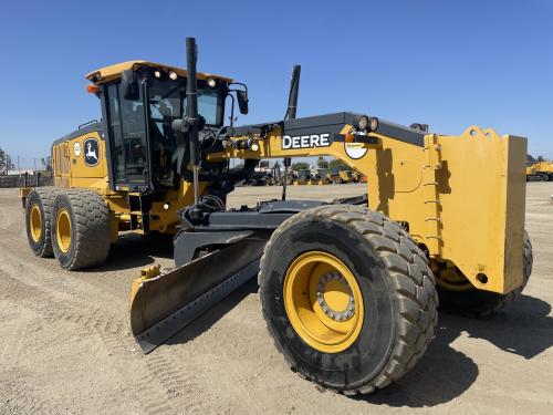 2020 John Deere 872GP