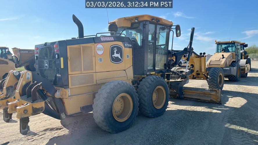 John Deere 672GP