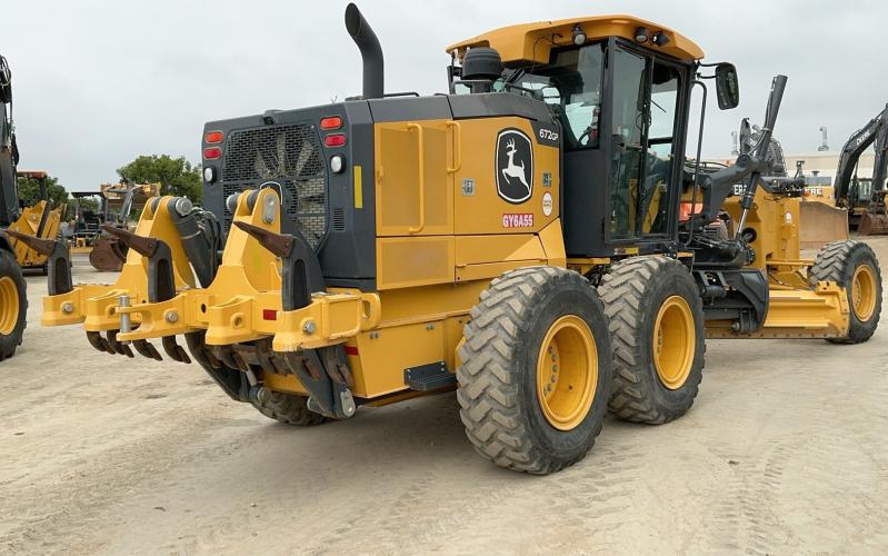 John Deere 672GP