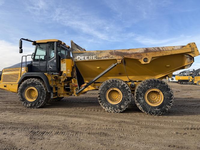 John Deere 310E