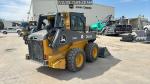 John Deere 324G