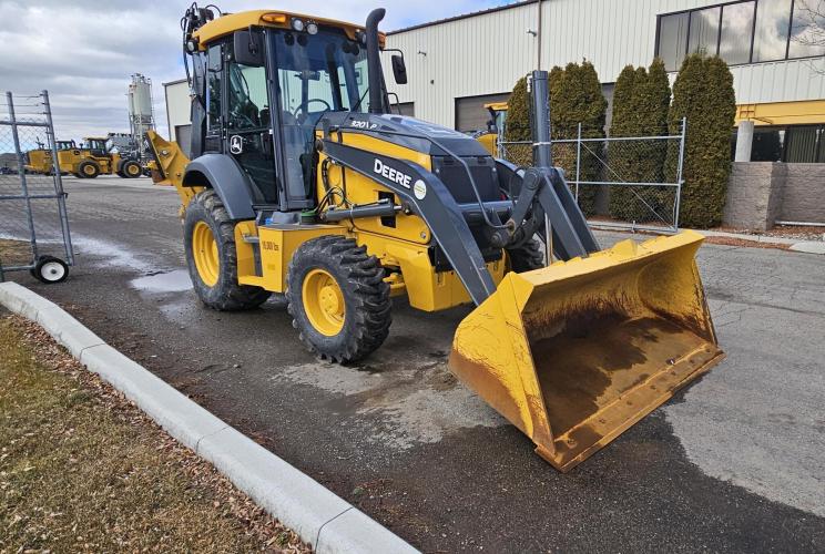 John Deere 320 P