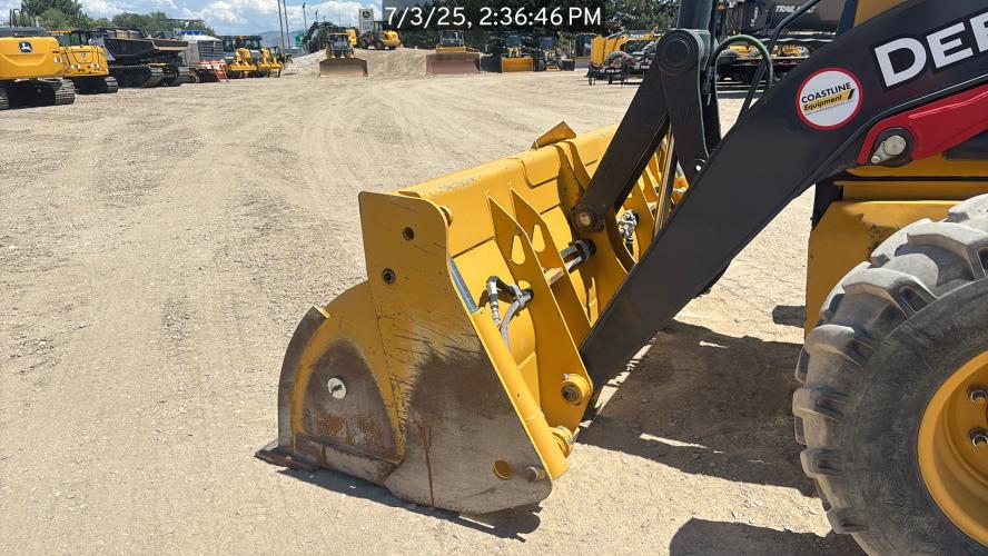 John Deere 320 P