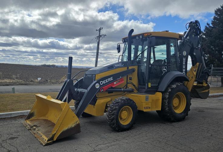 John Deere 320 P