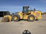 John Deere 844 P