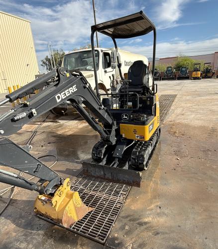 John Deere 17G