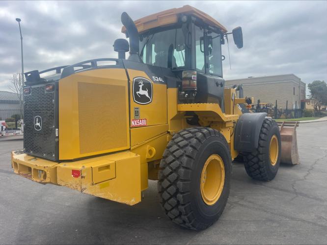 John Deere 524L