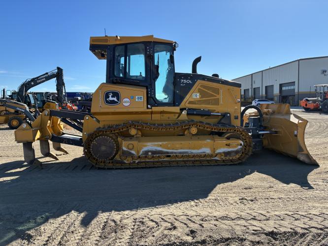 John Deere 750L