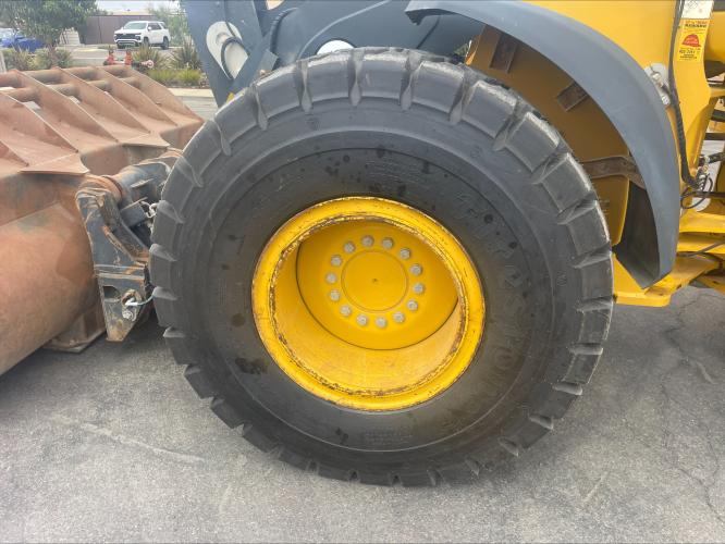 John Deere 524L