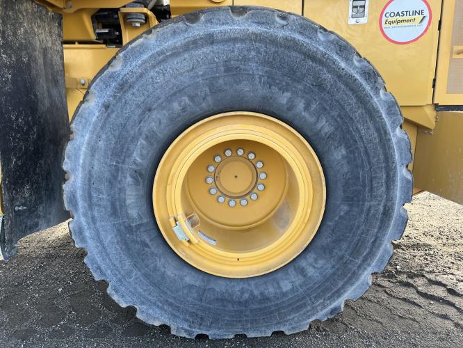 John Deere 824 P