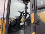 John Deere 324L