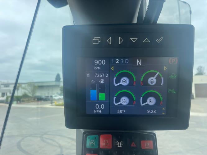John Deere 524L