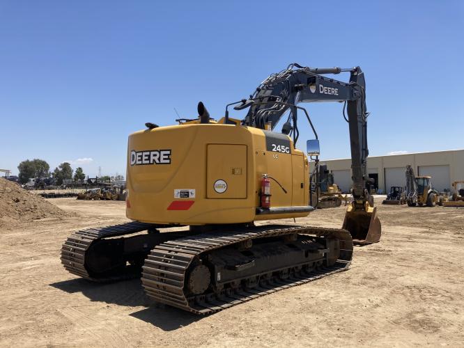 John Deere 245G LC