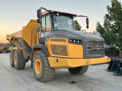 2023 John Deere 310 P