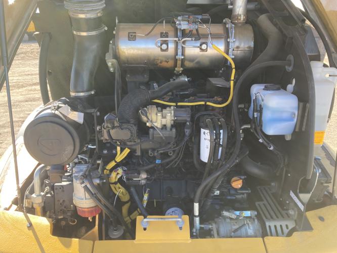 John Deere 244L