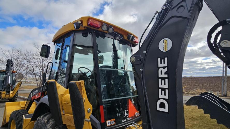 John Deere 320 P