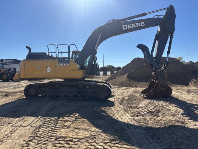 John Deere 300G LC