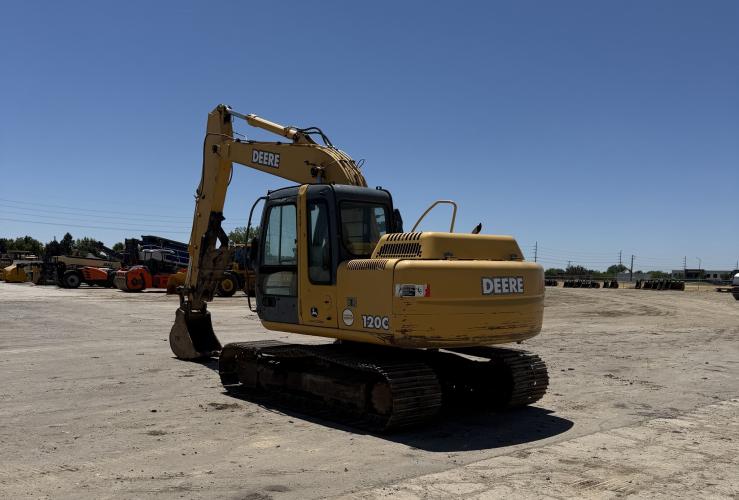 John Deere 120C
