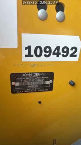 John Deere 317G