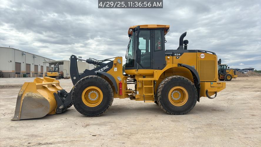 John Deere 624 P