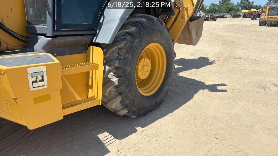 John Deere 320 P