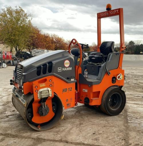 2023 Hamm HD 12 VT