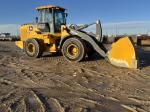 John Deere 624 P