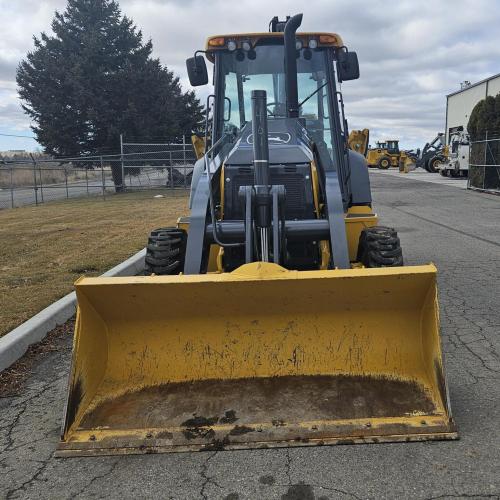 John Deere 320 P
