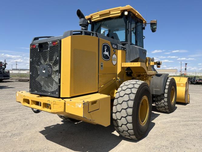 John Deere 624 P