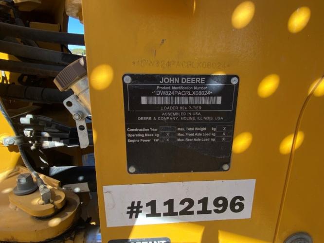 John Deere 824 P