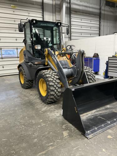 John Deere 244L