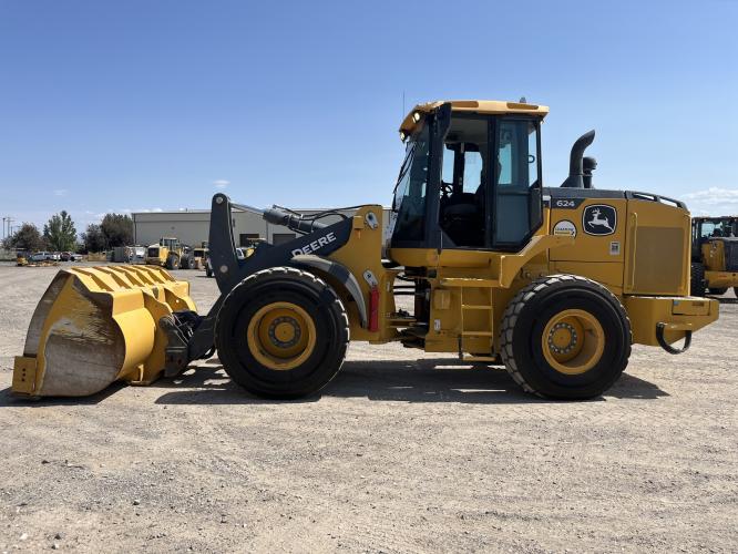 John Deere 624 P