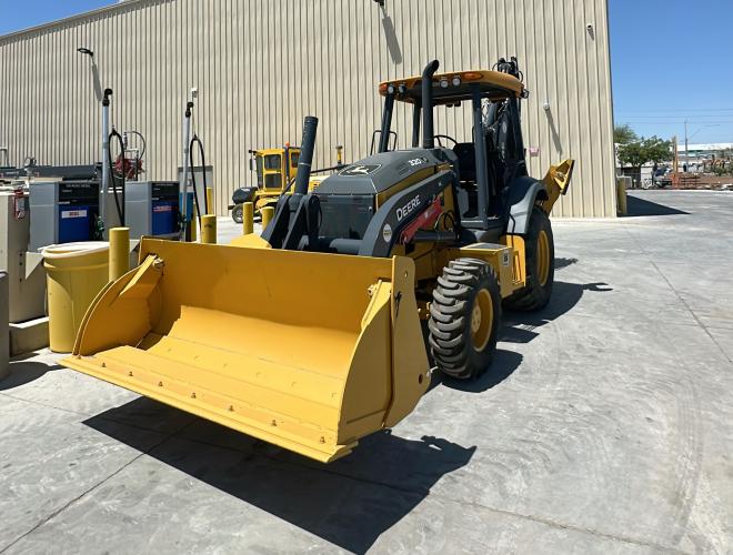 John Deere 320 P