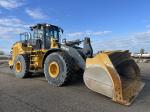 John Deere 824 P