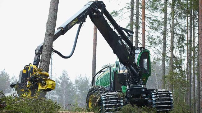 1470G Wheeled Harvester