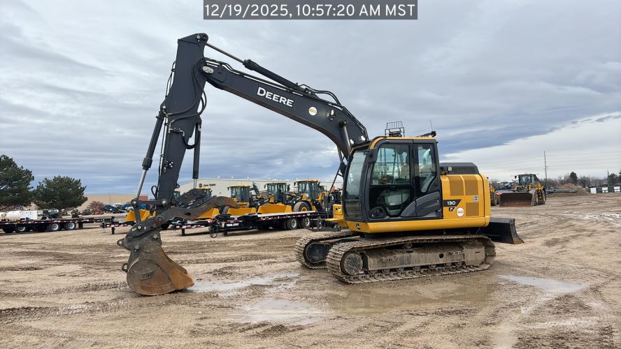 John Deere 130 P