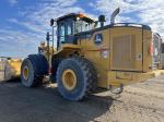 John Deere 824 P
