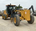 John Deere 672GP
