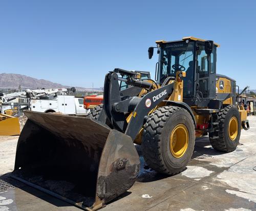 2023 John Deere 544 G