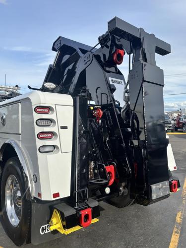 PETERBILT 567