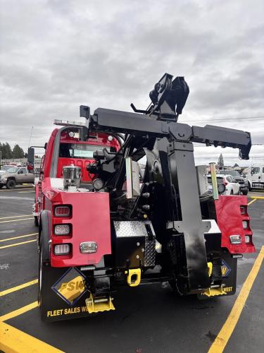 FREIGHTLINER BUSINESS CLASS M2 106