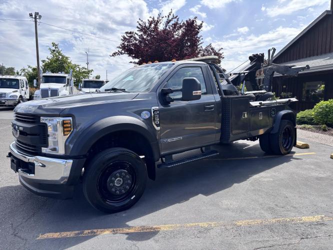 FORD F550 XL