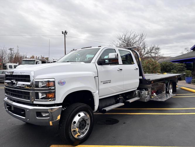 CHEVROLET SILVERADO 5500HD