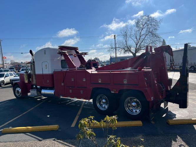 PETERBILT 379