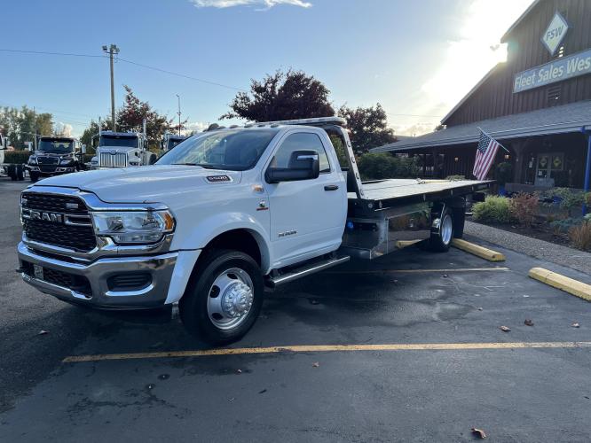 RAM 5500 SLT