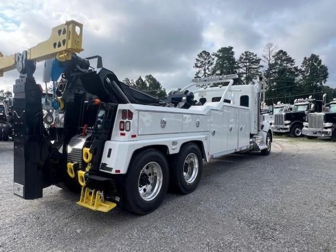 KENWORTH T880