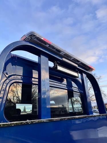 FREIGHTLINER BUSINESS CLASS M2 106 PLUS