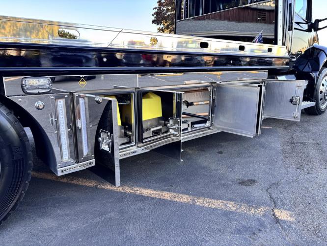 PETERBILT 536