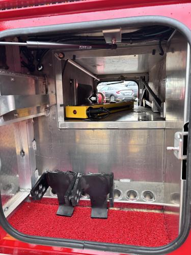 FREIGHTLINER BUSINESS CLASS M2 106